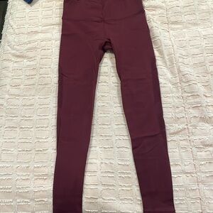 Lululemon Reveal Tight Size 8